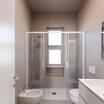 Aurora Light - New 2026 - Private Gardens - Pool - Parking Apartamento Desenzano del Garda